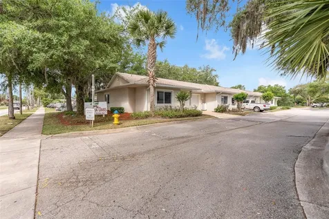 545 Wayne Avenue New Smyrna Beach FL 32168