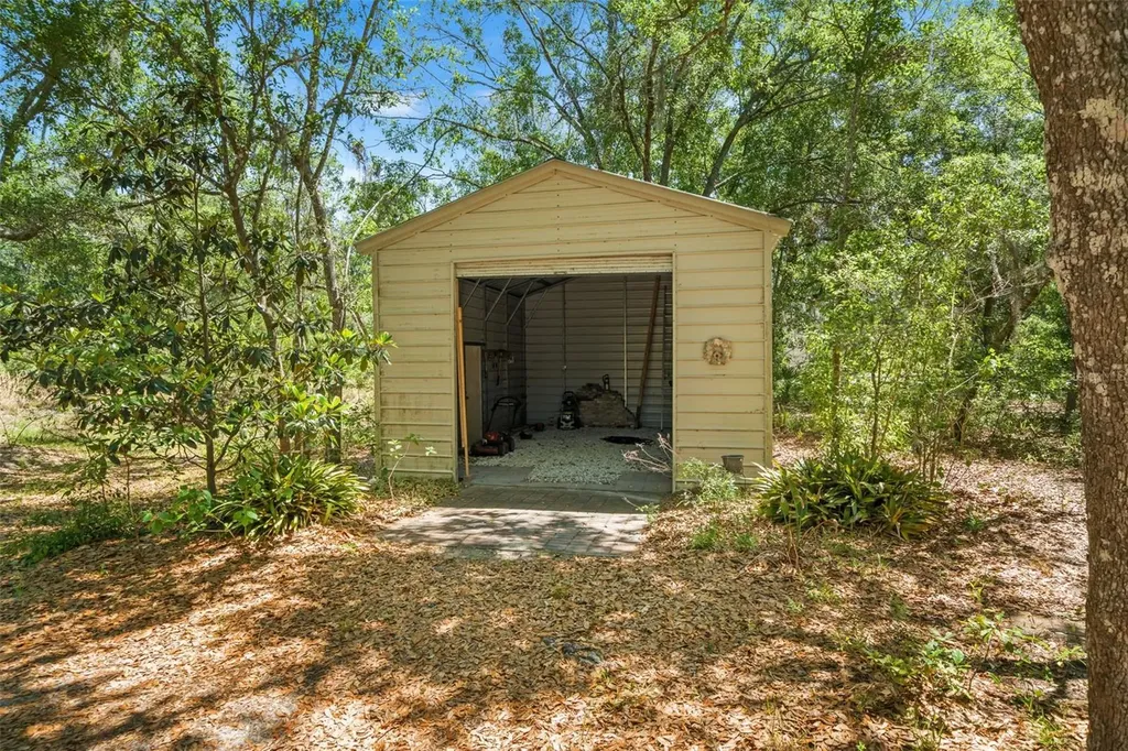 23305 June Bug Trail Brooksville FL 34602