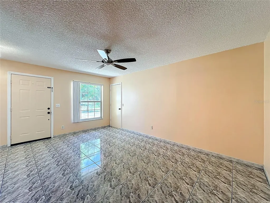 612 Palmetto Drive Mascotte FL 34753