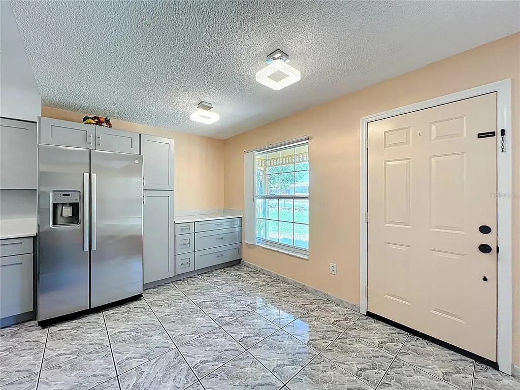 612 Palmetto Drive Mascotte FL 34753