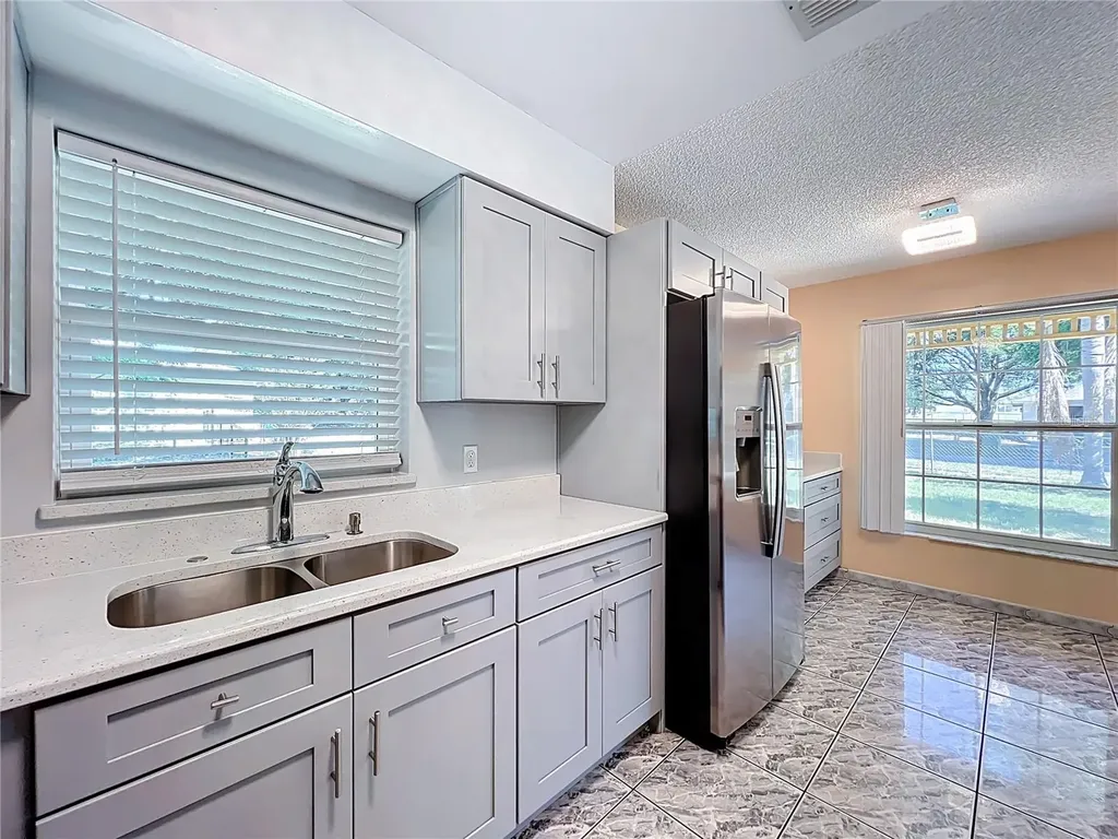 612 Palmetto Drive Mascotte FL 34753