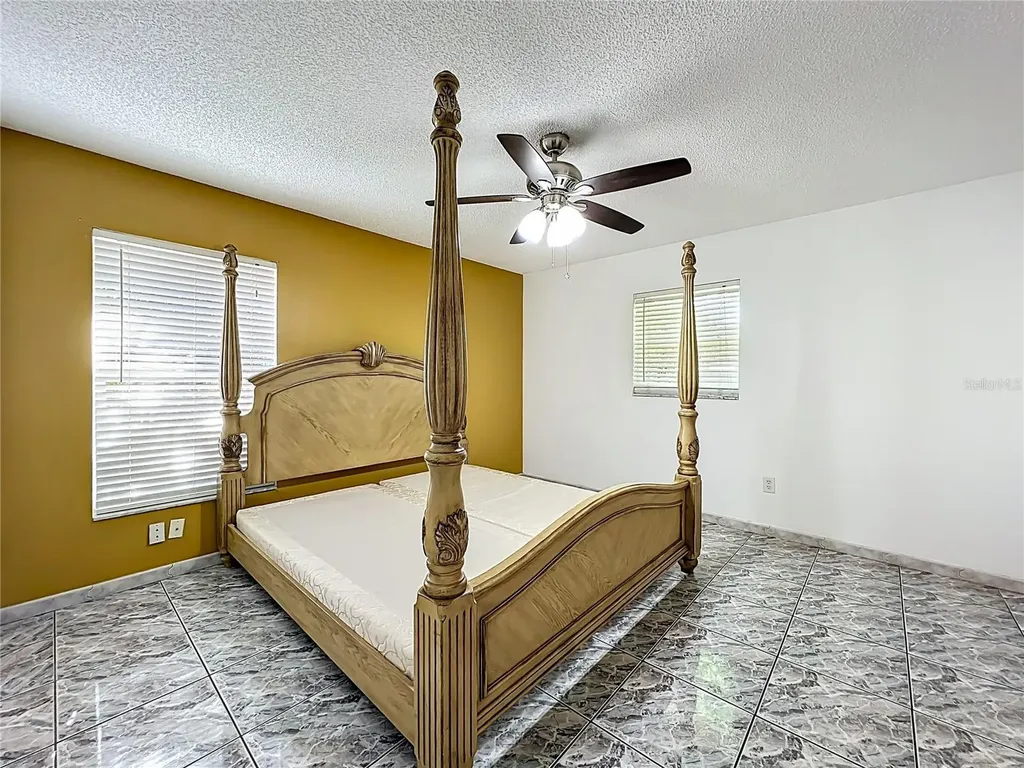612 Palmetto Drive Mascotte FL 34753