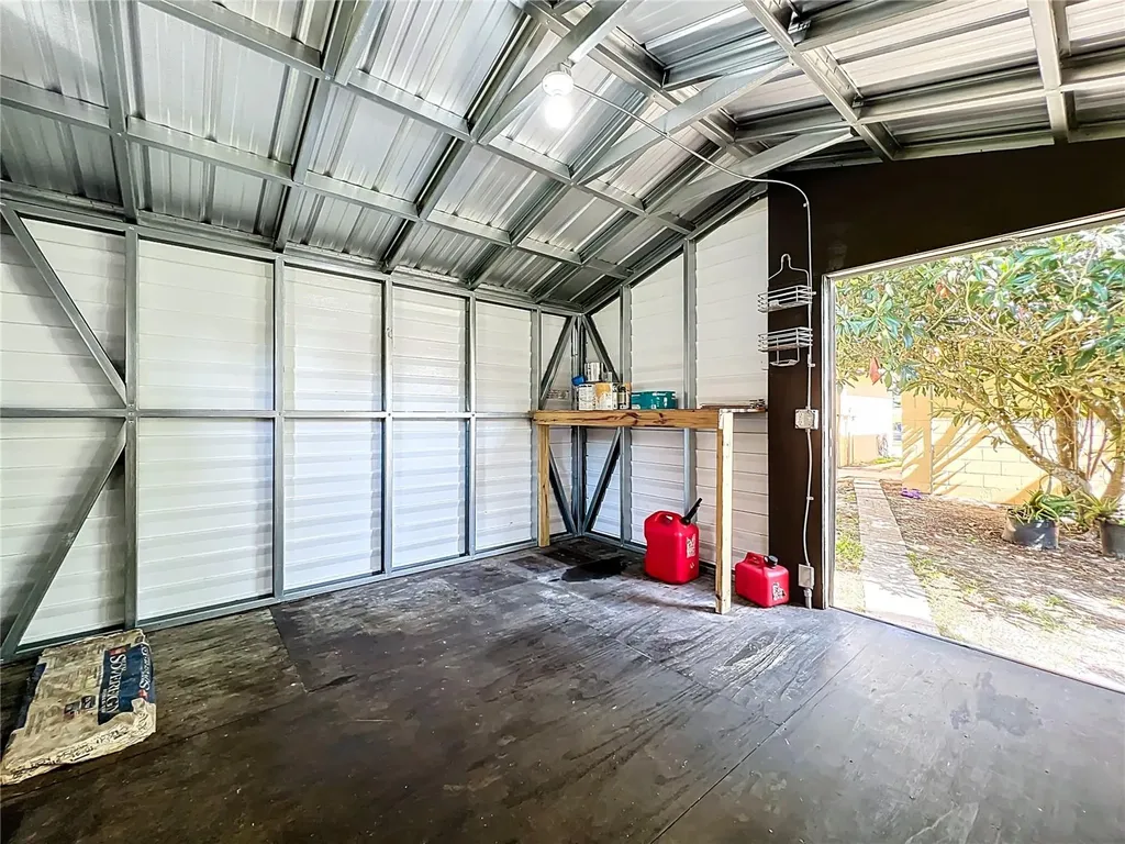 612 Palmetto Drive Mascotte FL 34753