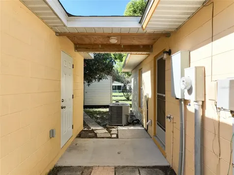 612 Palmetto Drive Mascotte FL 34753