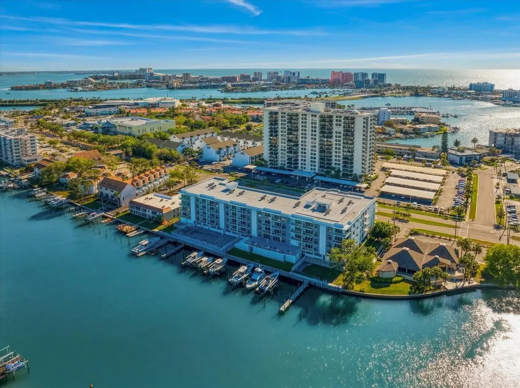125 Island Way Clearwater Beach FL 33767