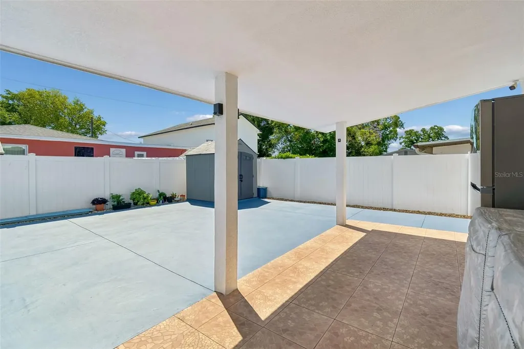 5117 N Lincoln Avenue Tampa FL 33614