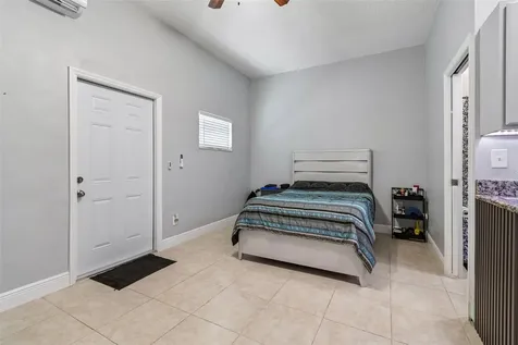 5117 N Lincoln Avenue Tampa FL 33614