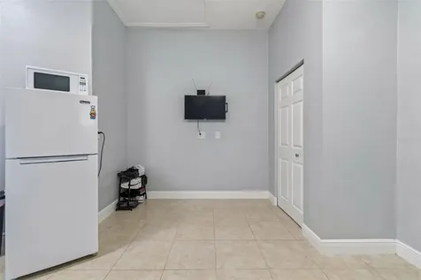 5117 N Lincoln Avenue Tampa FL 33614
