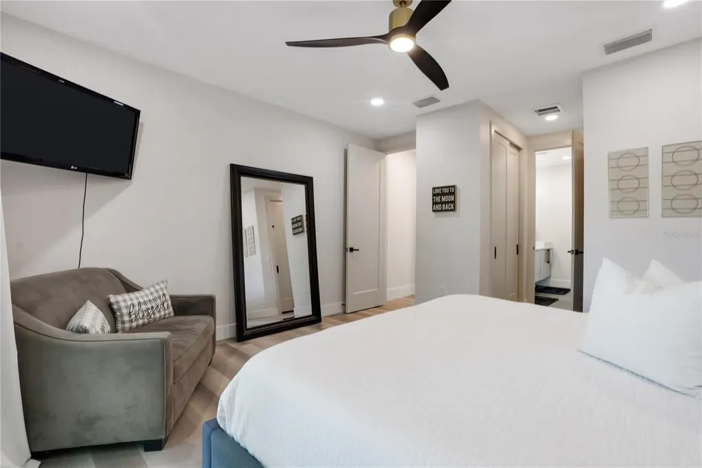 2140 Catalina Drive Clearwater FL 33764