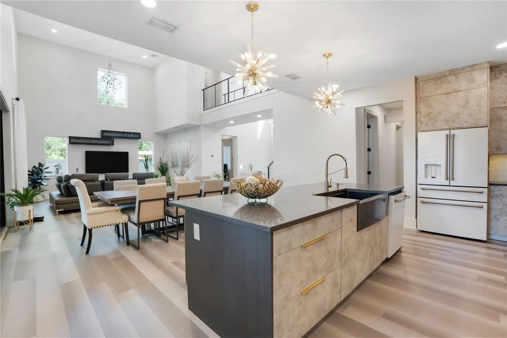 2140 Catalina Drive Clearwater FL 33764