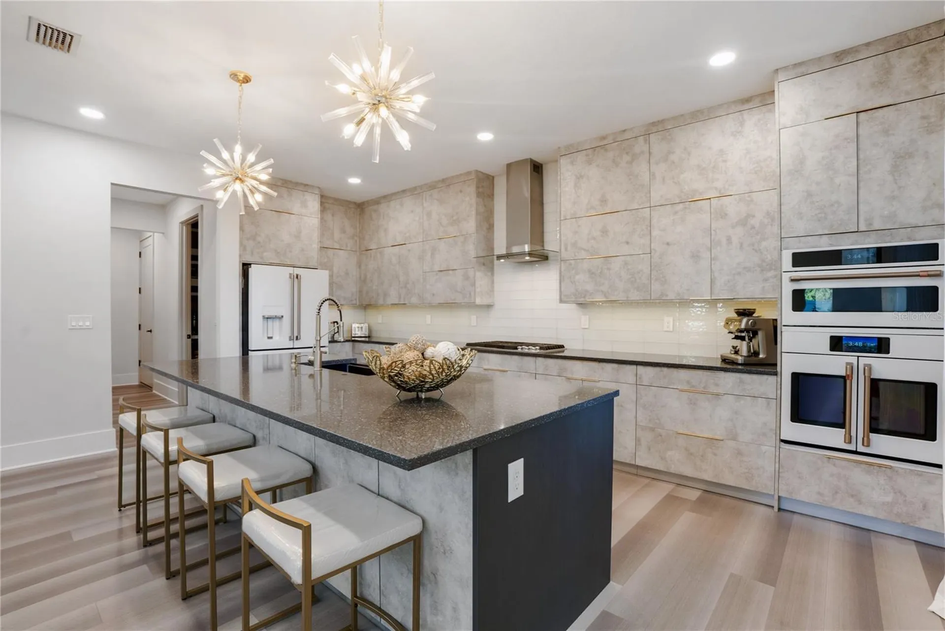 2140 Catalina Drive Clearwater FL 33764