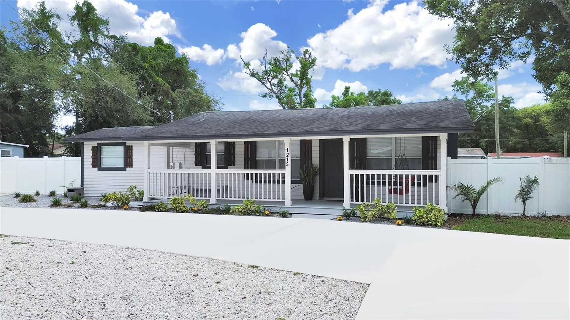 1215 E Curtis Street Tampa FL 33603