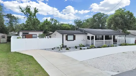 1215 E Curtis Street Tampa FL 33603