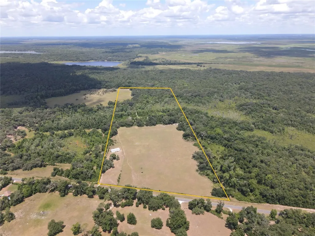 11804 SE County Road 234 Micanopy FL 32667
