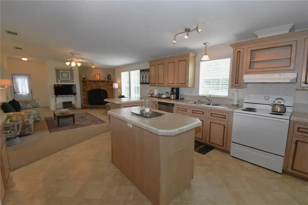 11804 SE County Road 234 Micanopy FL 32667