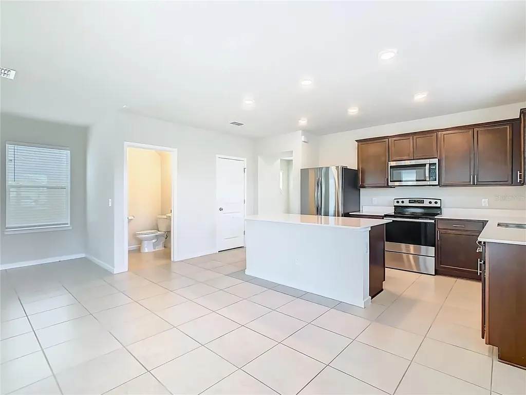 1823 Summer Serenity Drive Kissimmee FL 34744