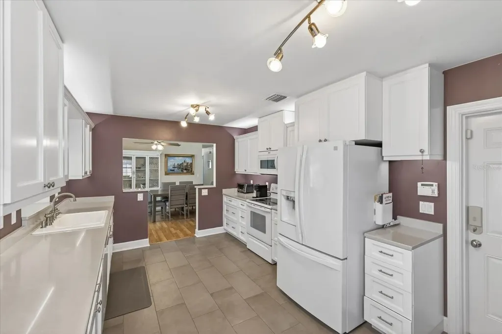 3067 Kapok Kove Drive Clearwater FL 33759