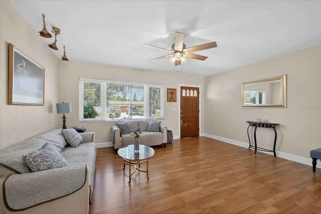3067 Kapok Kove Drive Clearwater FL 33759