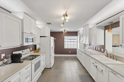3067 Kapok Kove Drive Clearwater FL 33759