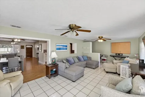 3067 Kapok Kove Drive Clearwater FL 33759