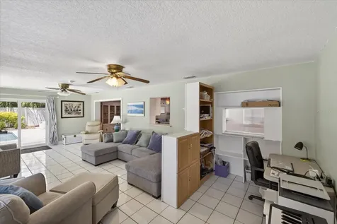 3067 Kapok Kove Drive Clearwater FL 33759