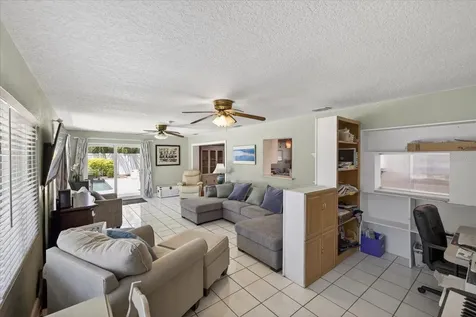 3067 Kapok Kove Drive Clearwater FL 33759