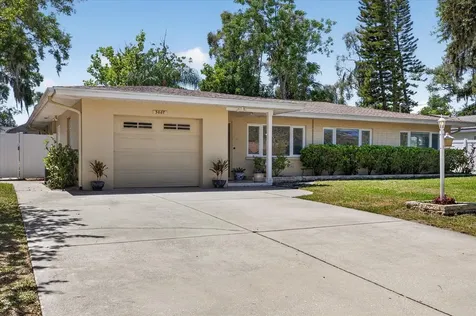 3067 Kapok Kove Drive Clearwater FL 33759