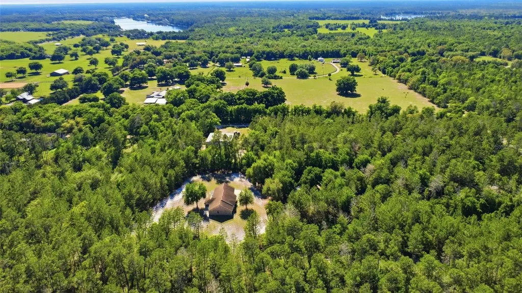 1640 Red Dog Road De Leon Springs FL 32130