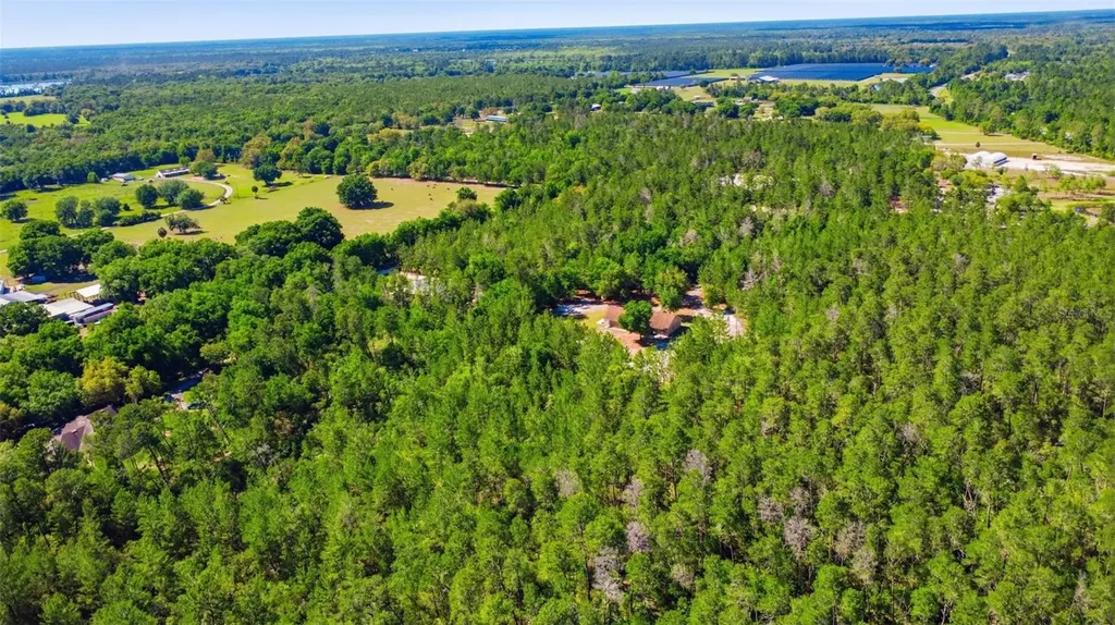 1640 Red Dog Road De Leon Springs FL 32130