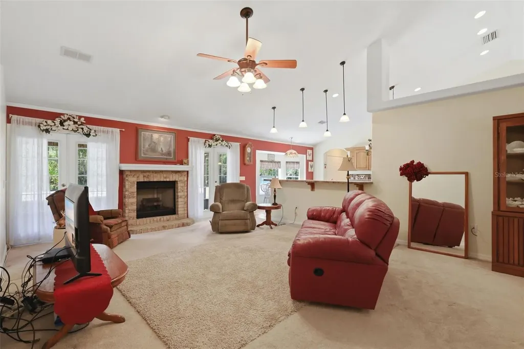1640 Red Dog Road De Leon Springs FL 32130