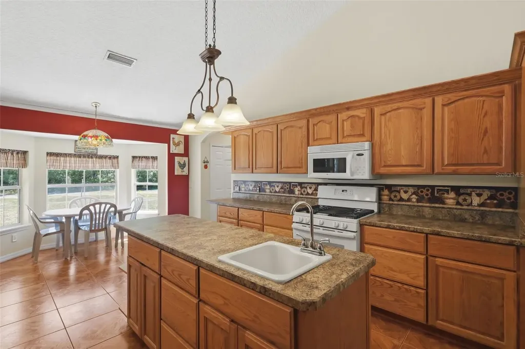 1640 Red Dog Road De Leon Springs FL 32130