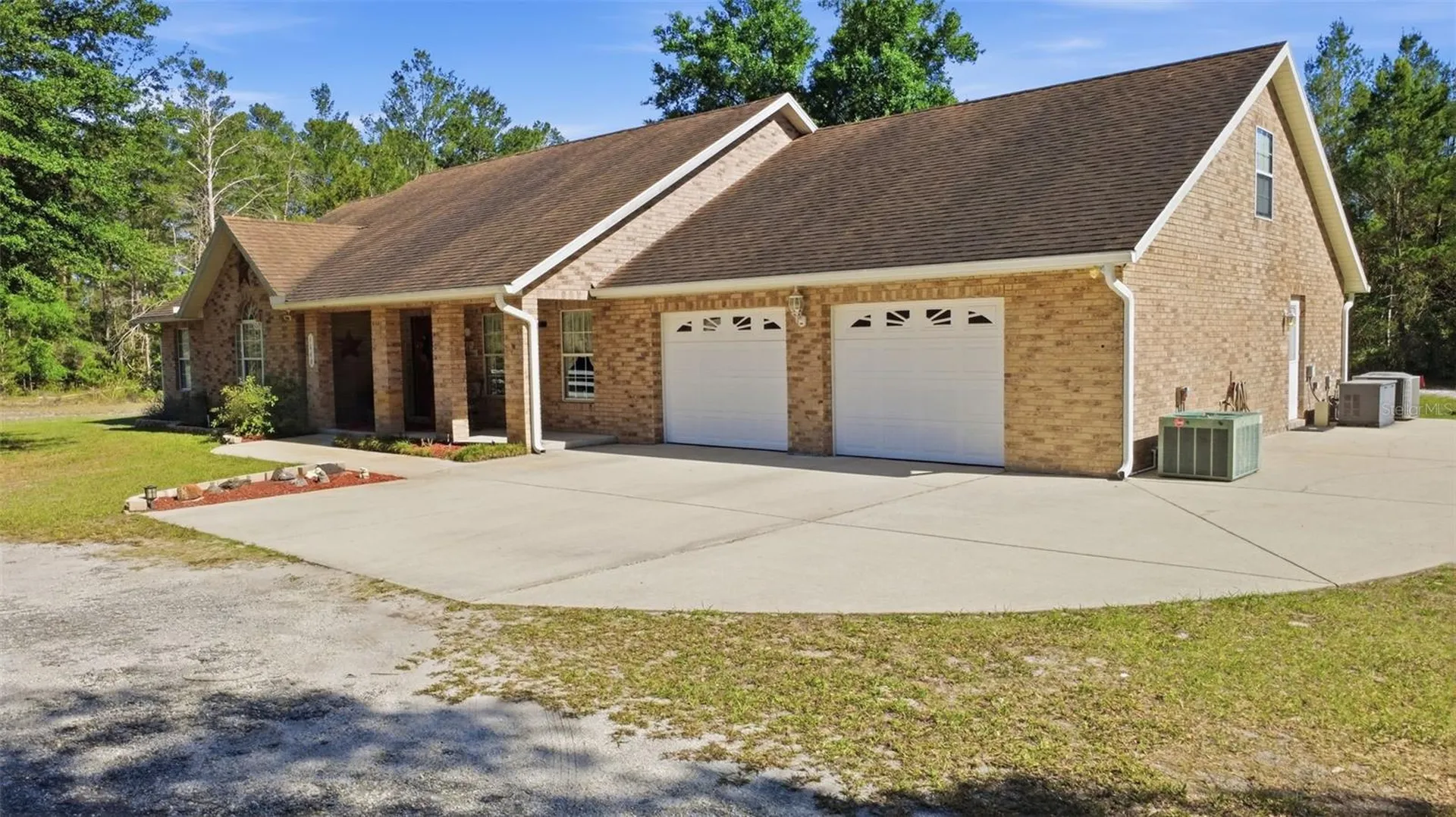 1640 Red Dog Road De Leon Springs FL 32130