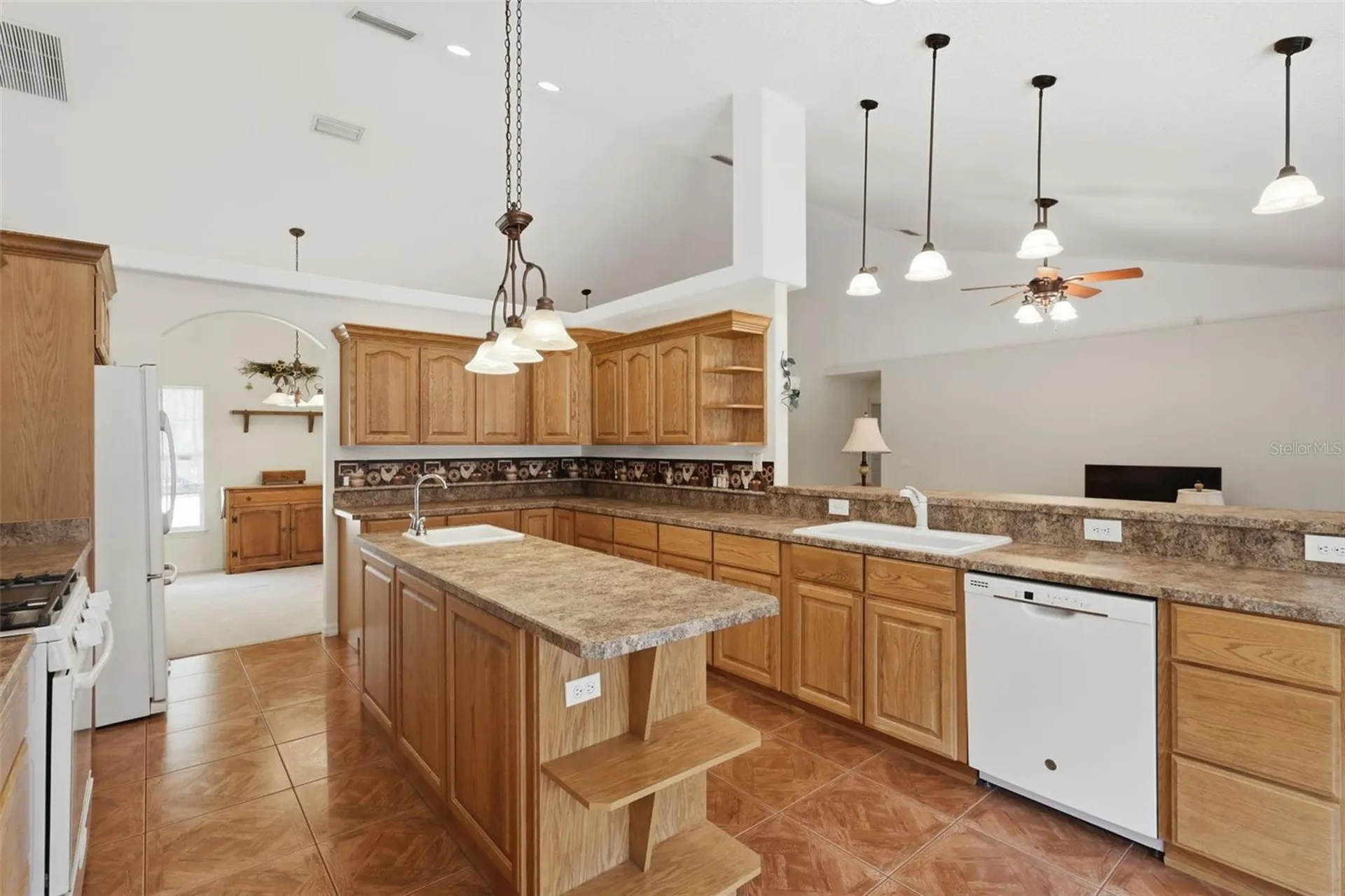 1640 Red Dog Road De Leon Springs FL 32130