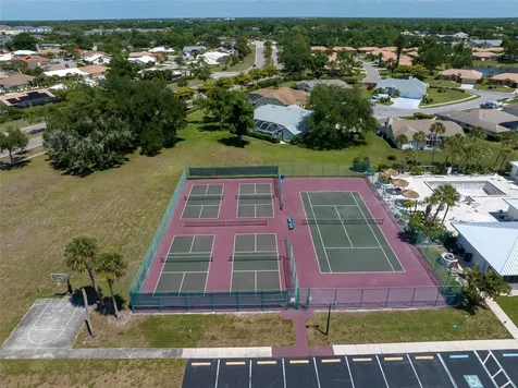 3162 E Village Drive Venice FL 34293