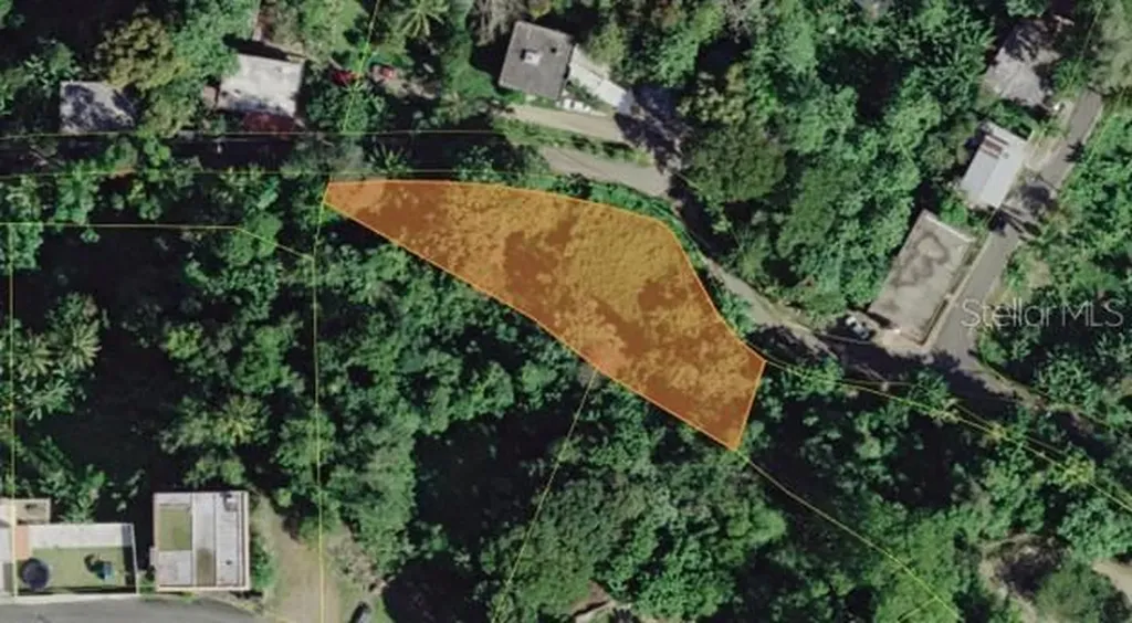 LOT#1-A Los Colones Sector, Quebrada Arenas Ward San Juan PR 00926