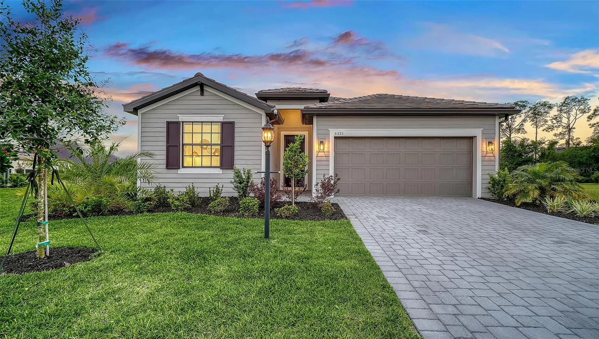 5321 Seal Isle Court Bradenton FL 34211
