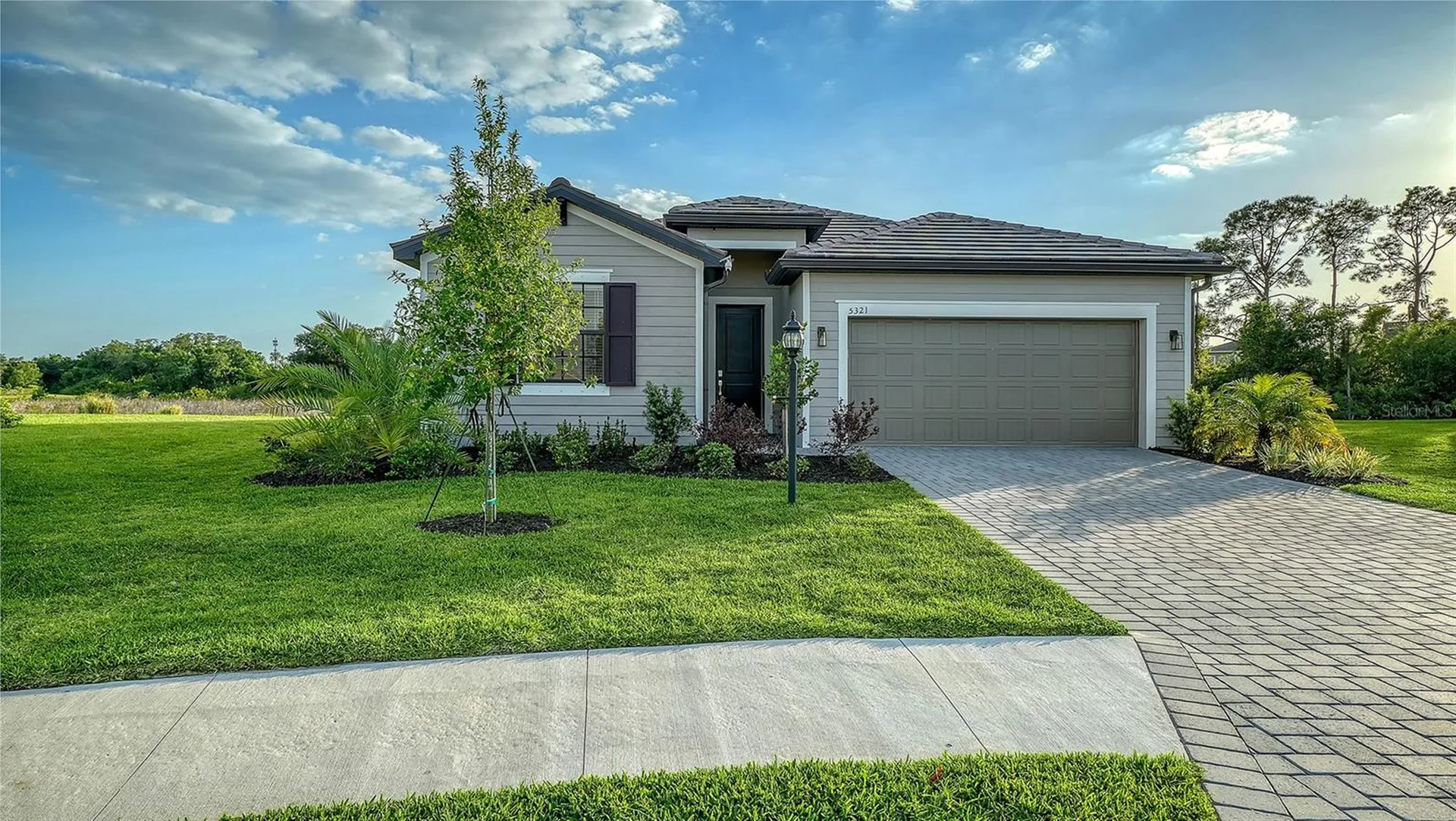 5321 Seal Isle Court Bradenton FL 34211