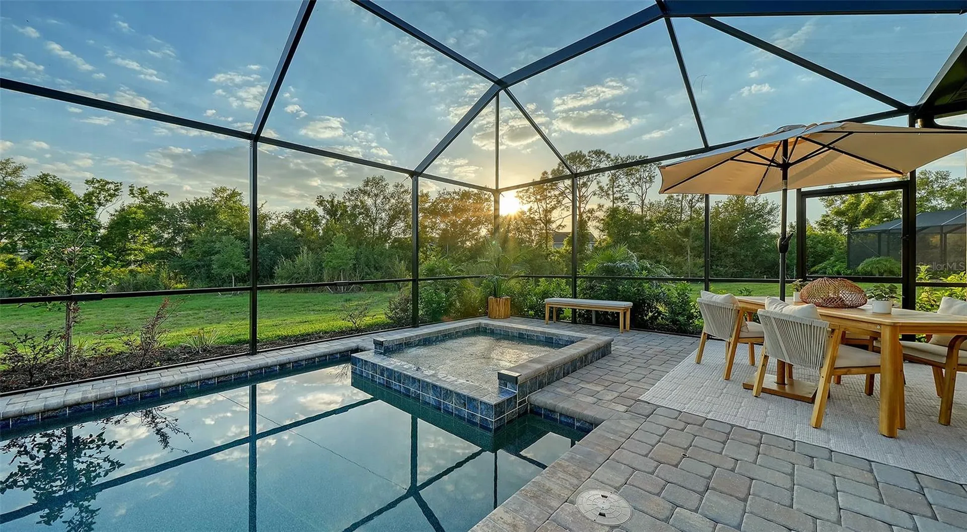 5321 Seal Isle Court Bradenton FL 34211