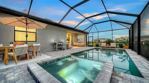 5321 Seal Isle Court Bradenton FL 34211