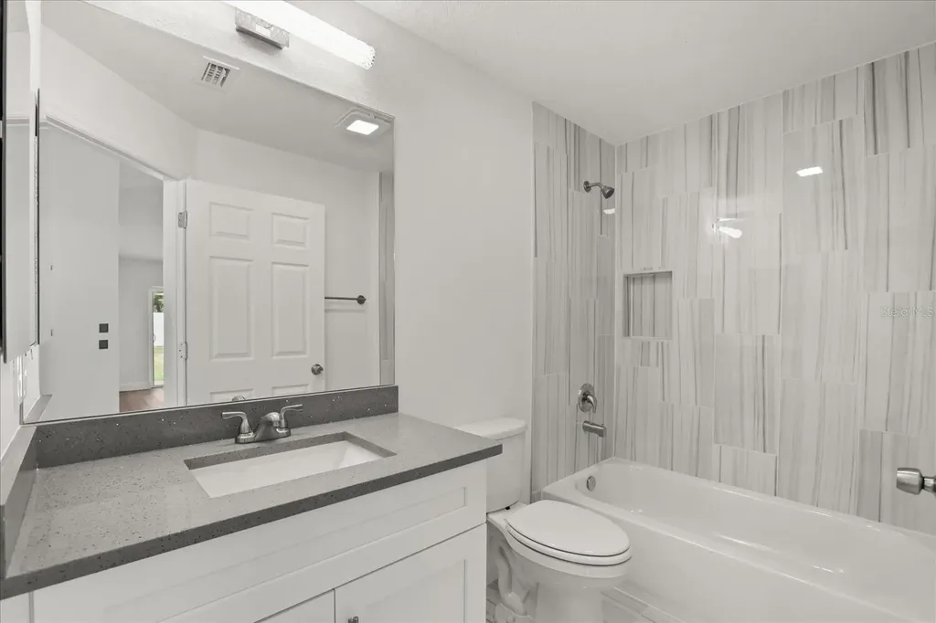 706 Beecher Street Leesburg FL 34748