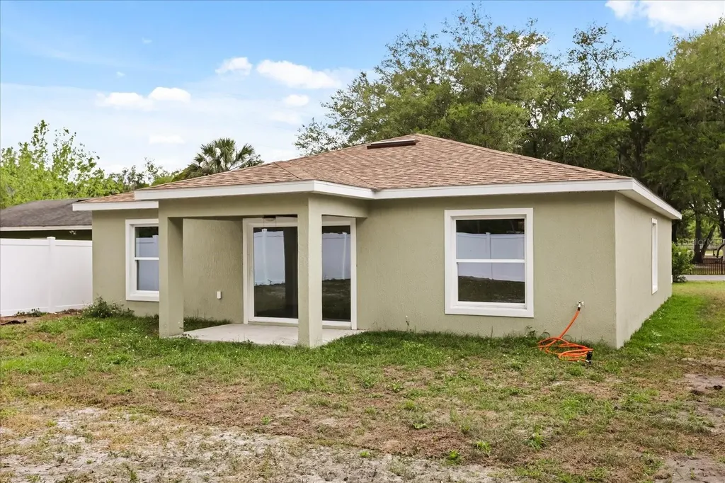 706 Beecher Street Leesburg FL 34748