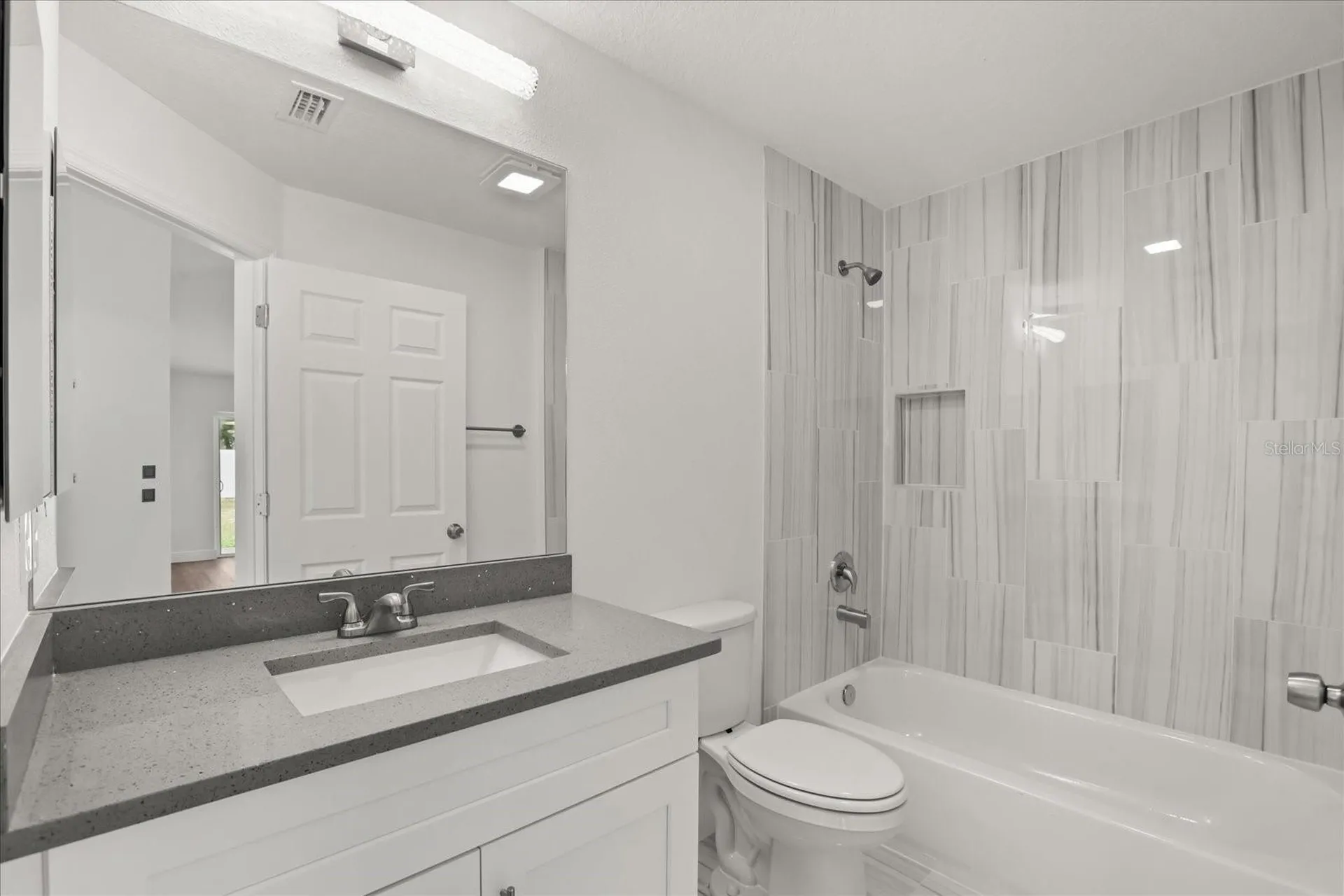 706 Beecher Street Leesburg FL 34748