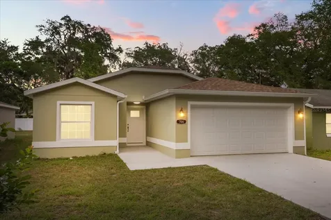 706 Beecher Street Leesburg FL 34748