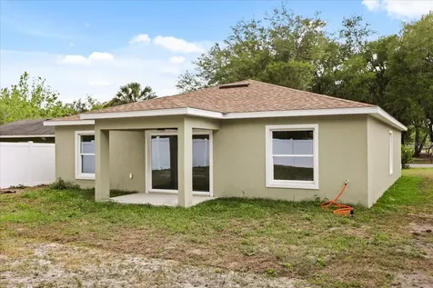 706 Beecher Street Leesburg FL 34748