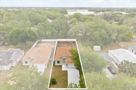 706 Beecher Street Leesburg FL 34748