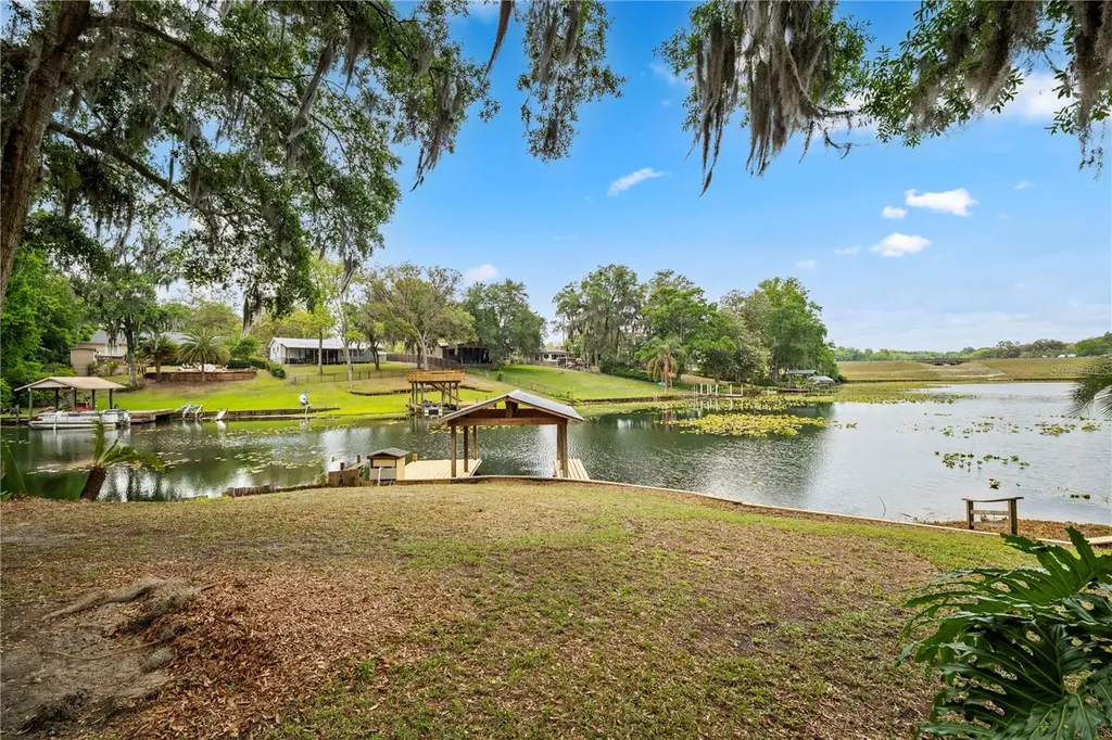 212 Wesley Road Green Cove Springs FL 32043
