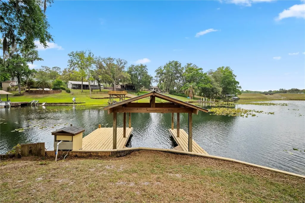 212 Wesley Road Green Cove Springs FL 32043