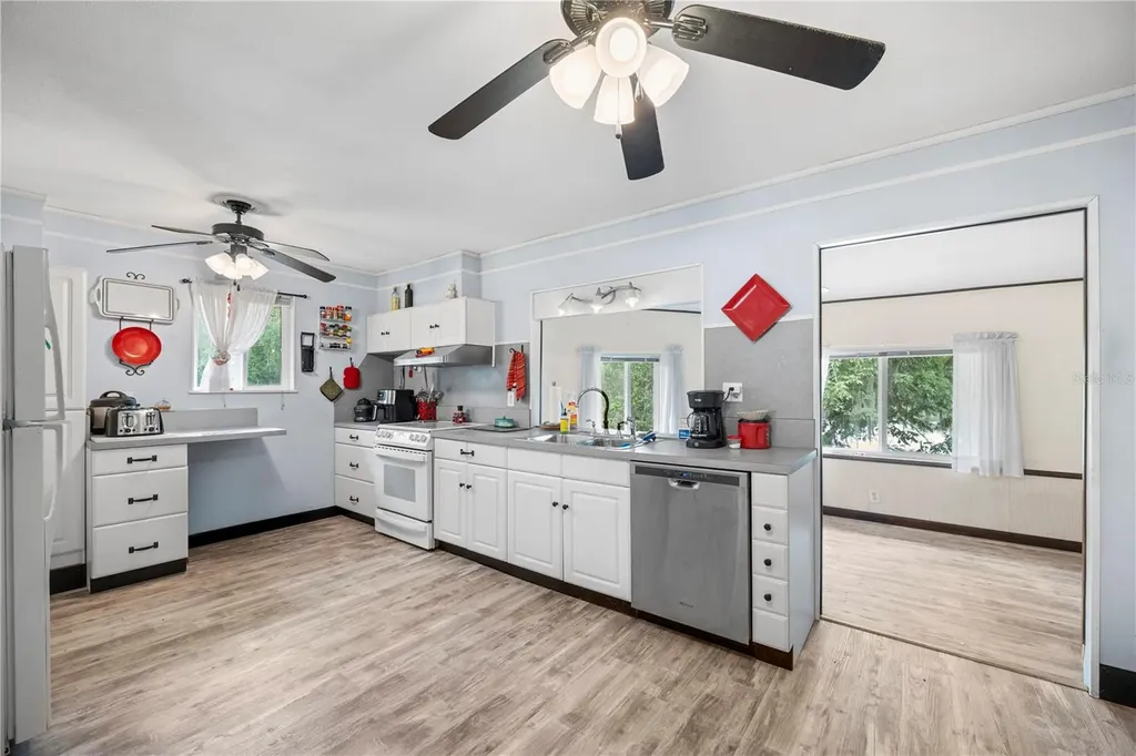 212 Wesley Road Green Cove Springs FL 32043