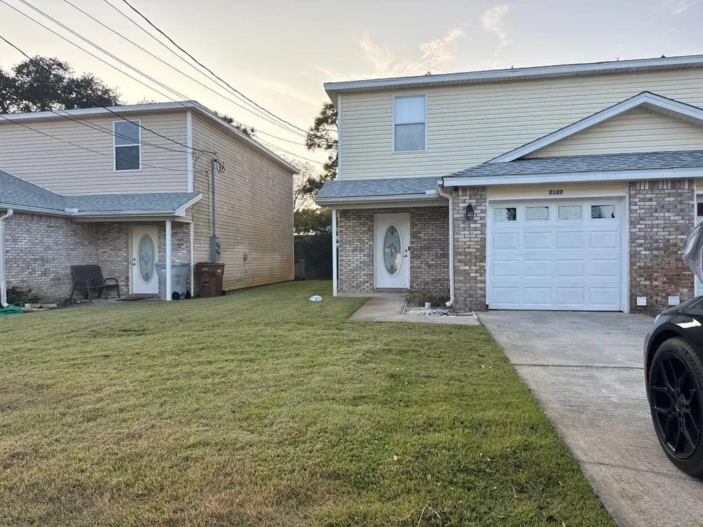 2127 Tom Street Navarre FL 32566