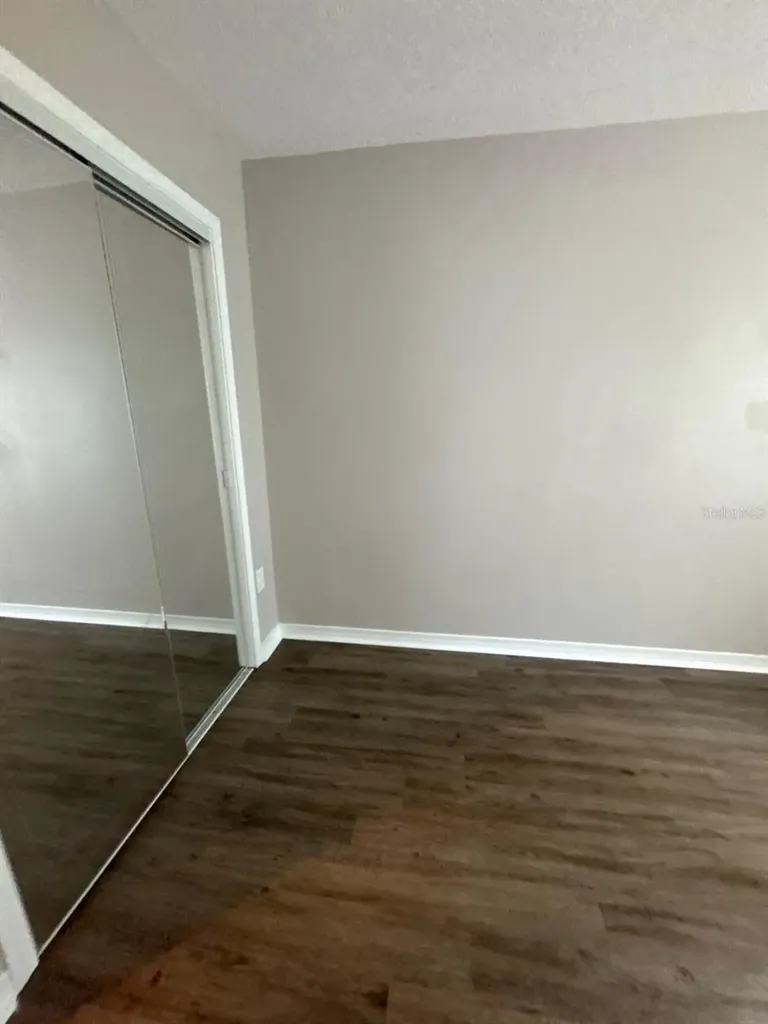 2127 Tom Street Navarre FL 32566